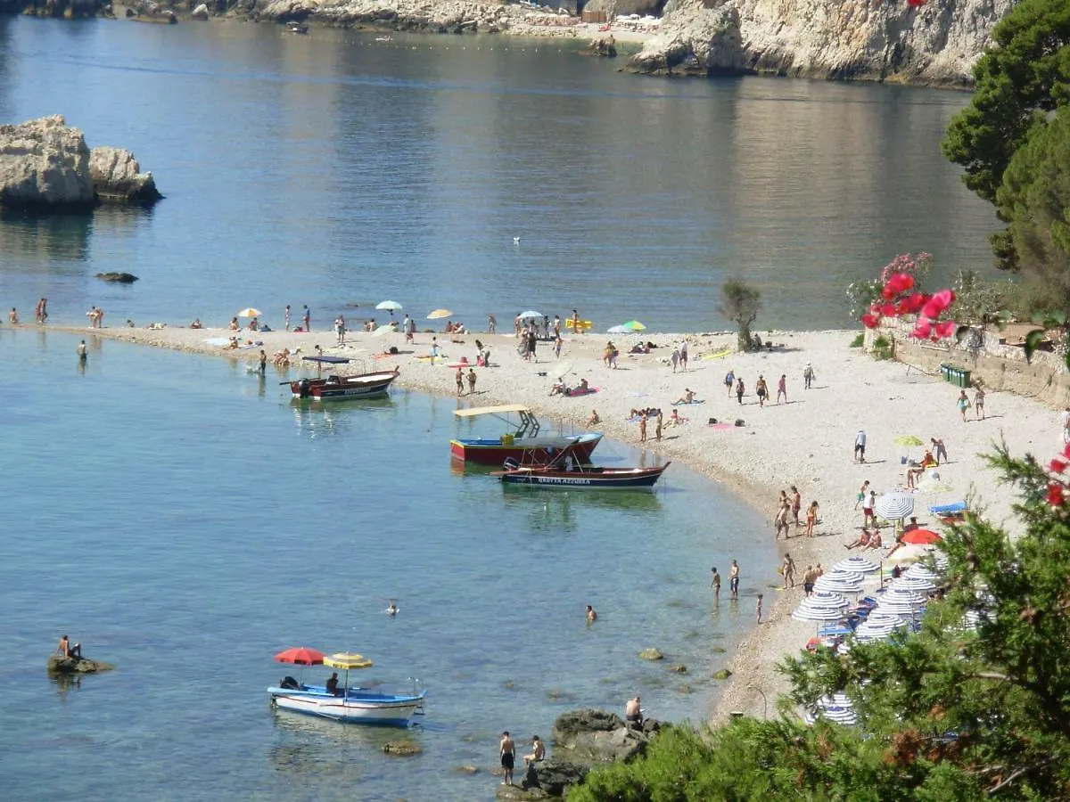 Taormina Castle And Sea View 아파트